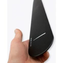 Gram 9100D Grønlænderpagaj Delbar Carbon -KajakHub Salgsbutik gram 9100d skraat