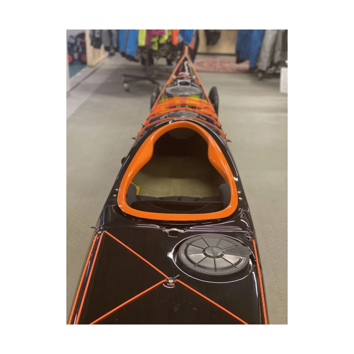 P&H Cetus HV Havkajak M/finne - LW Kevlar/carbon 4 P&H Cetus HV Havkajak M/finne - LW Kevlar/carbon - Billede 4